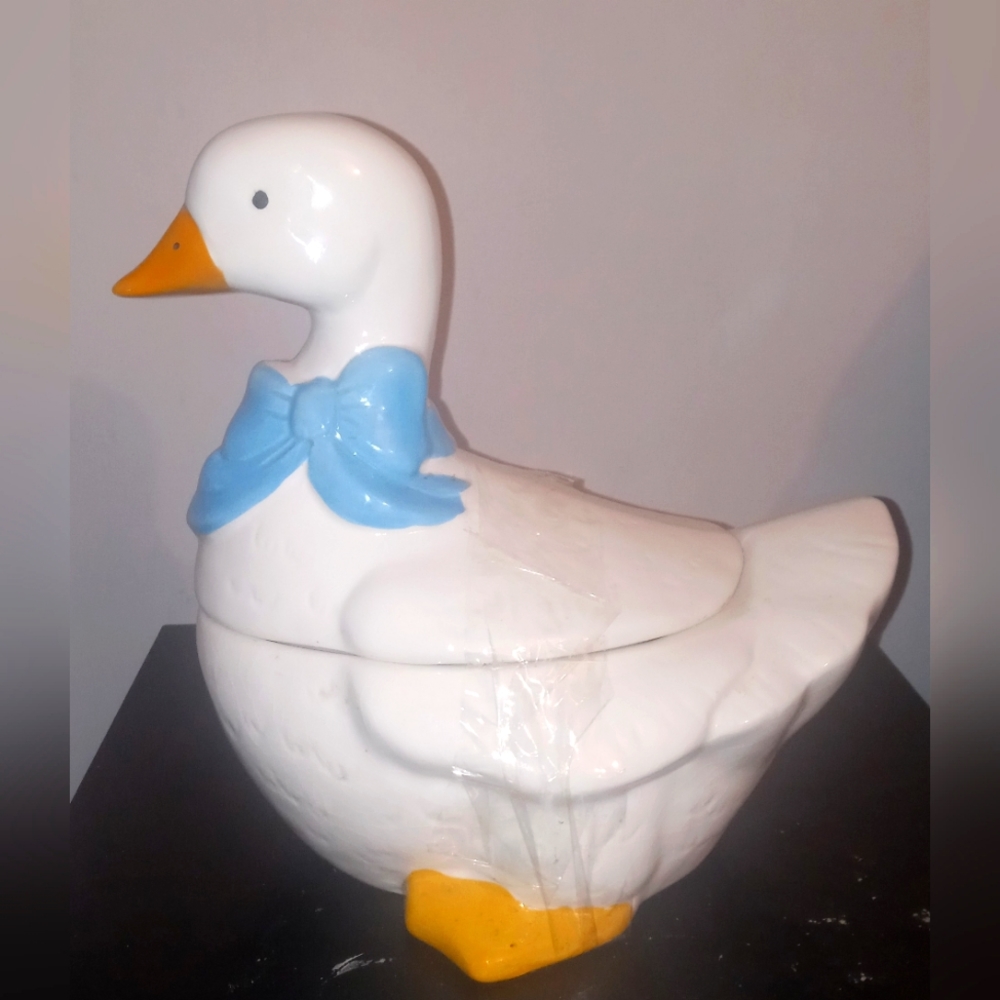 Mother Goose cookie jar